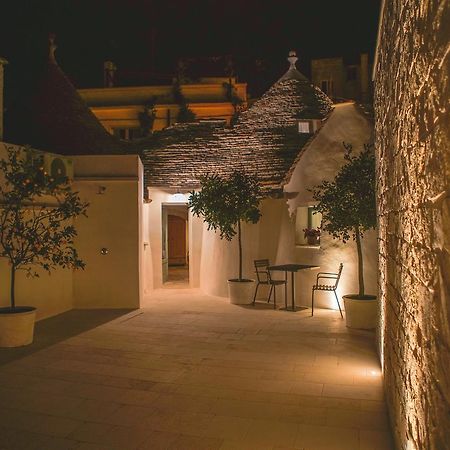 Trullo Essenza-Trulli Anti Charme & Relax Bed & Breakfast Алберобело Екстериор снимка