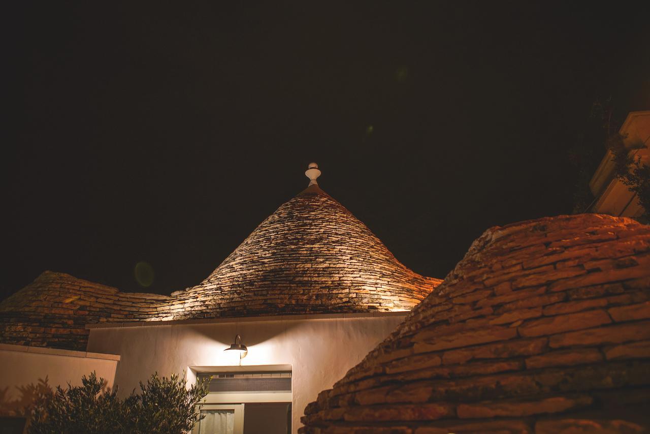 Trullo Essenza-Trulli Anti Charme & Relax Bed & Breakfast Алберобело Екстериор снимка